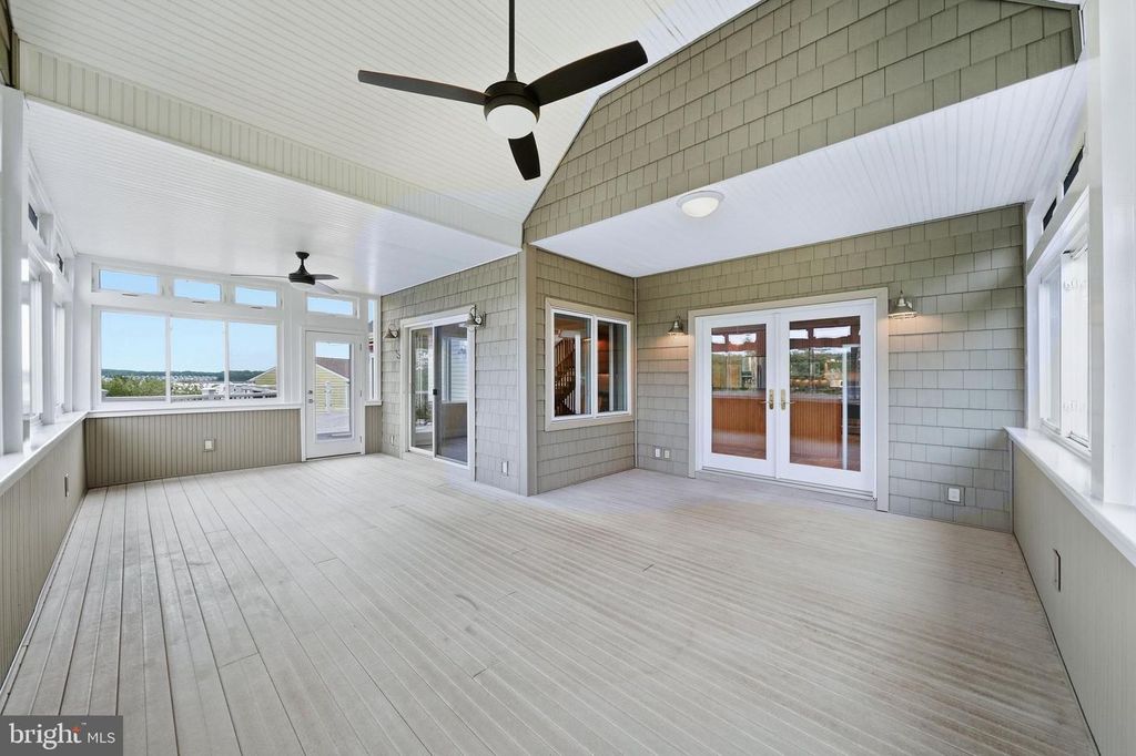 Image 41 of property listing at 160 CLIFFVIEW DR, North East, MD 21901