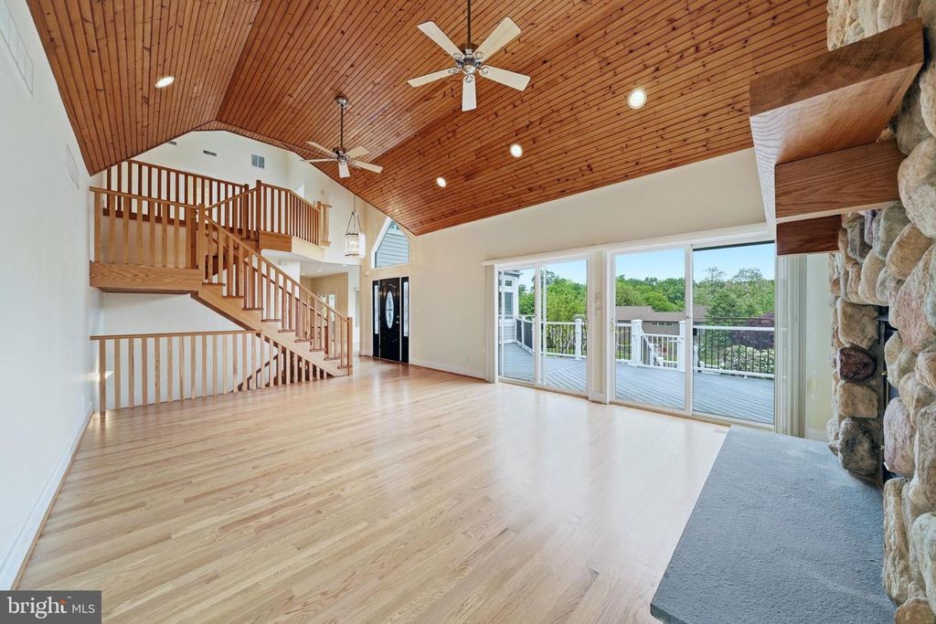 Image 50 of property listing at 160 CLIFFVIEW DR, North East, MD 21901