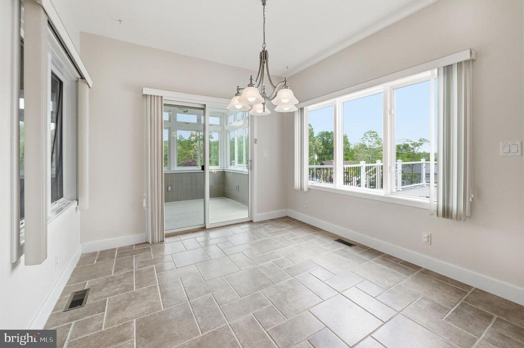 Image 53 of property listing at 160 CLIFFVIEW DR, North East, MD 21901