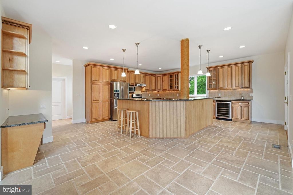 Image 55 of property listing at 160 CLIFFVIEW DR, North East, MD 21901
