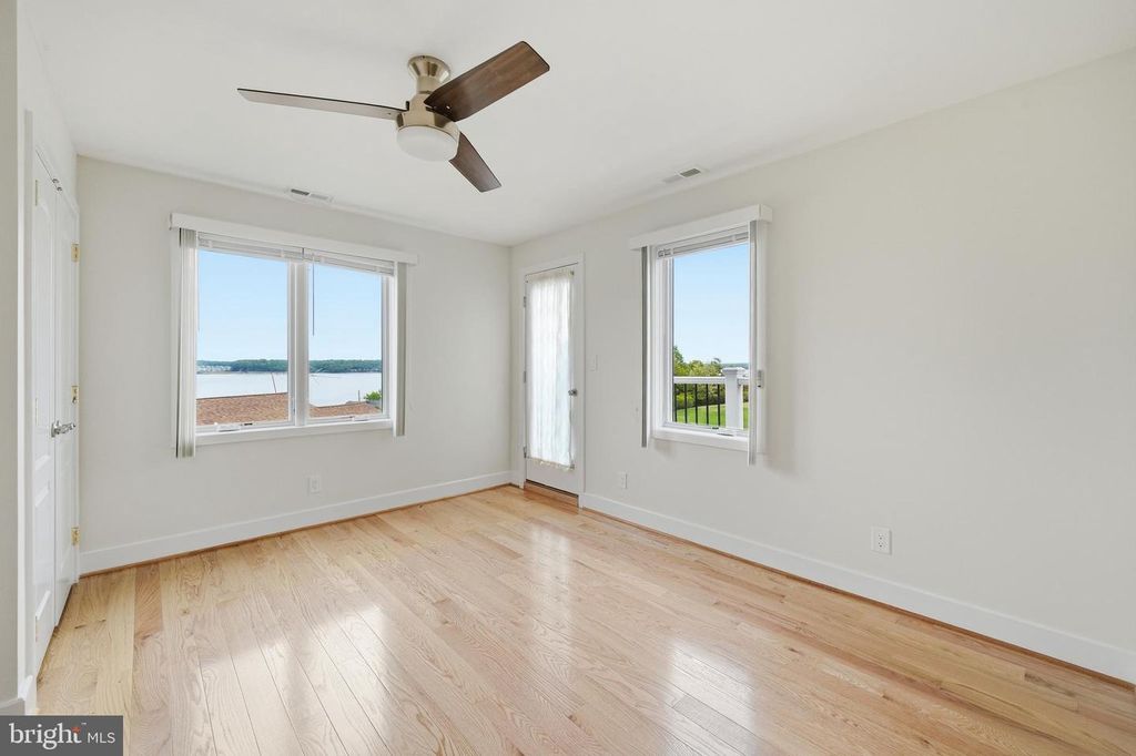 Image 83 of property listing at 160 CLIFFVIEW DR, North East, MD 21901