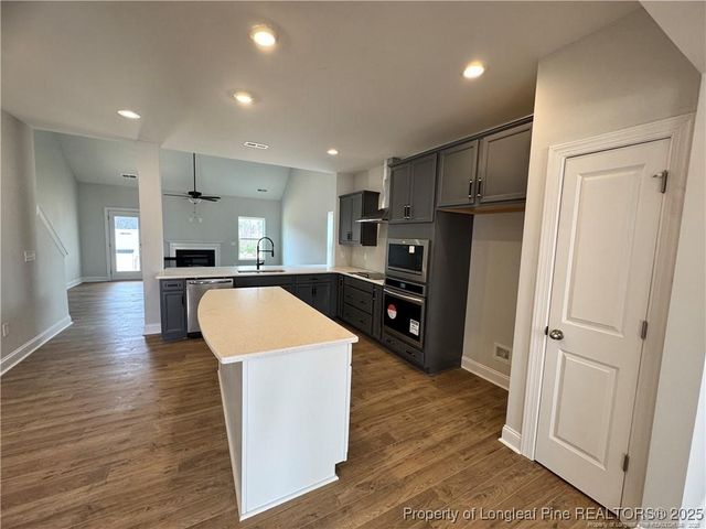 179 Grove Walk Road, Raeford, NC 28376
