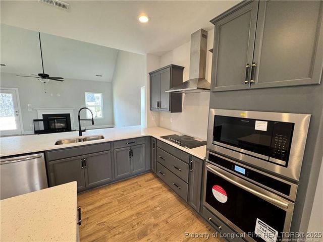 179 Grove Walk Road, Raeford, NC 28376
