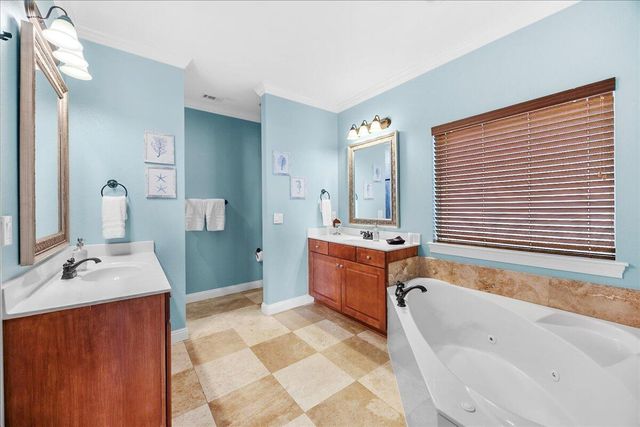 210 W. Grand Key, Destin, FL 32541