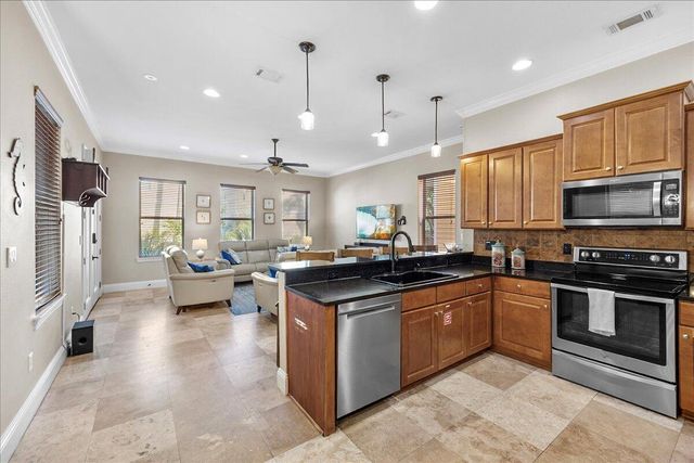 210 W. Grand Key, Destin, FL 32541