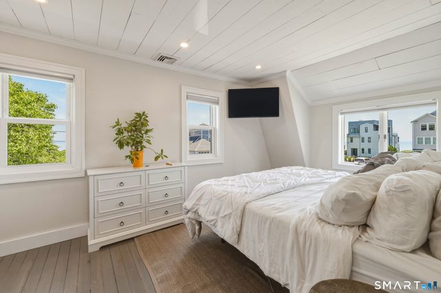 31 Sols Point Road, Clinton, CT 06413