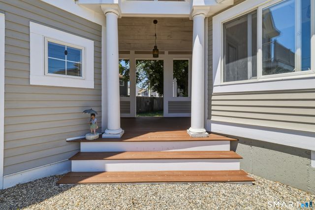 31 Sols Point Road, Clinton, CT 06413