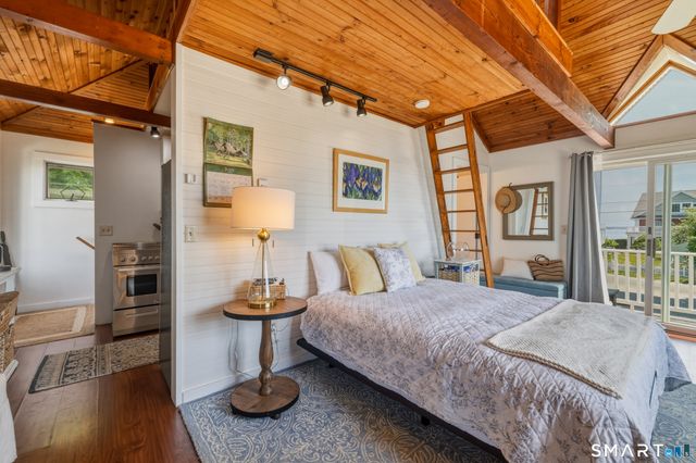 31 Sols Point Road, Clinton, CT 06413