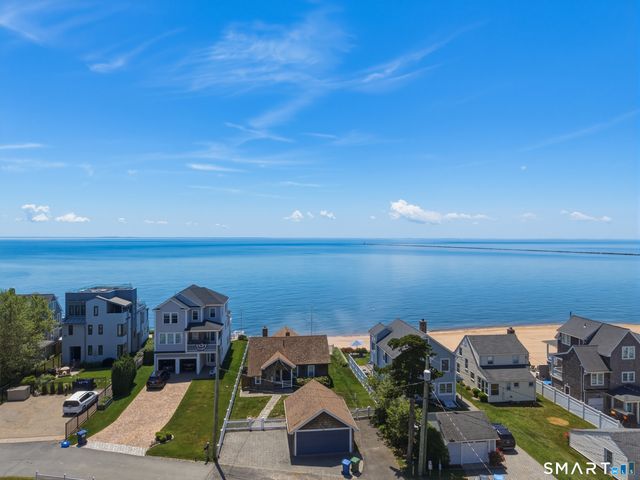 31 Sols Point Road, Clinton, CT 06413