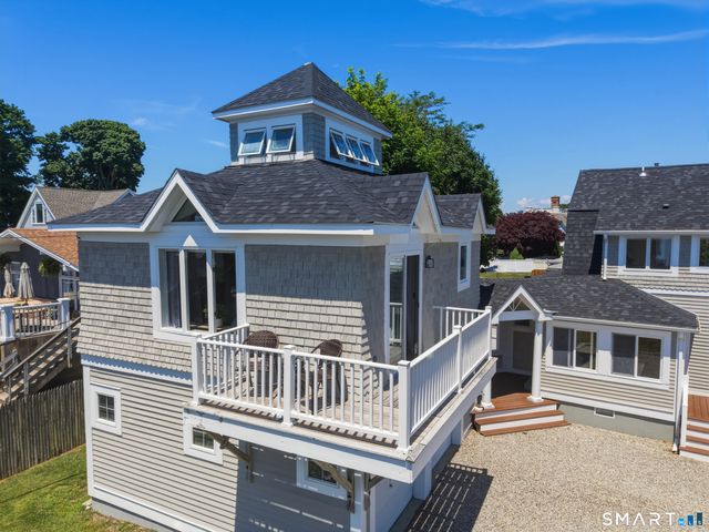 31 Sols Point Road, Clinton, CT 06413