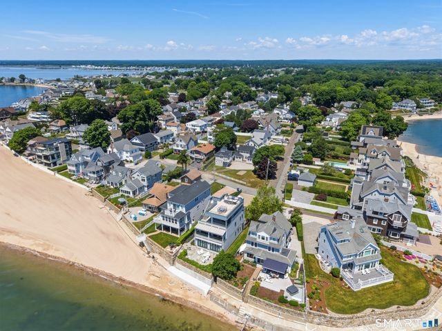 31 Sols Point Road, Clinton, CT 06413