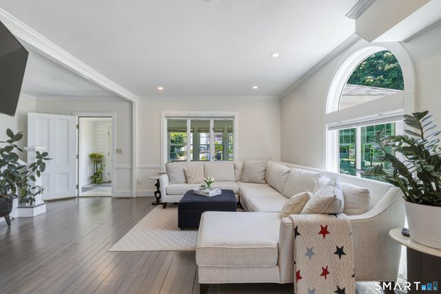 31 Sols Point Road, Clinton, CT 06413