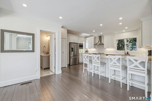 31 Sols Point Road, Clinton, CT 06413