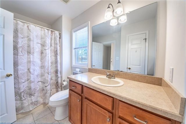 230 Chick Cove DR, Hardyville, VA 23070