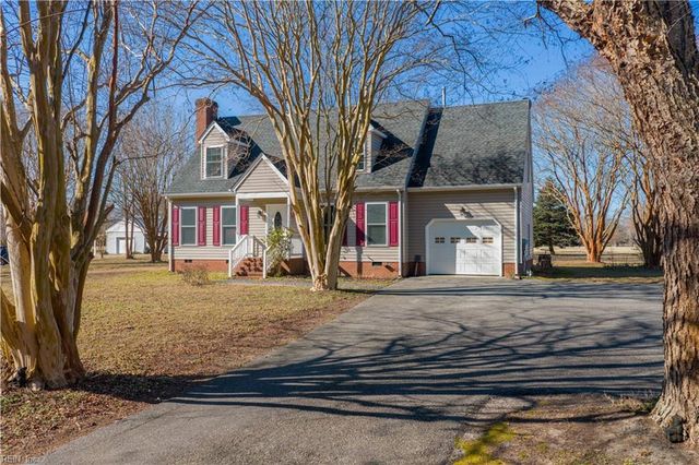 230 Chick Cove DR, Hardyville, VA 23070