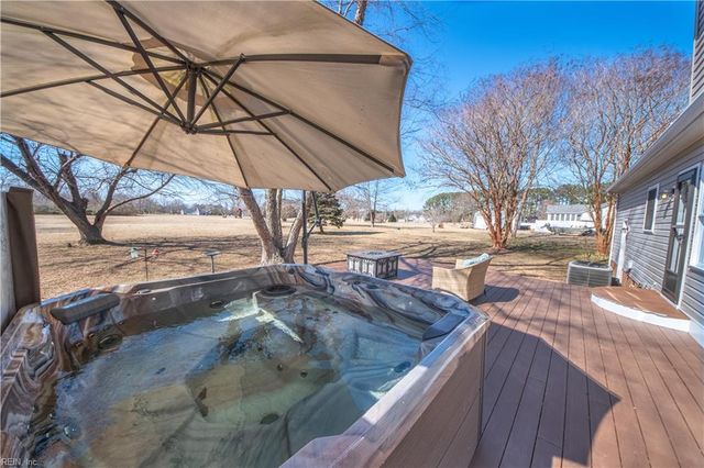 230 Chick Cove DR, Hardyville, VA 23070