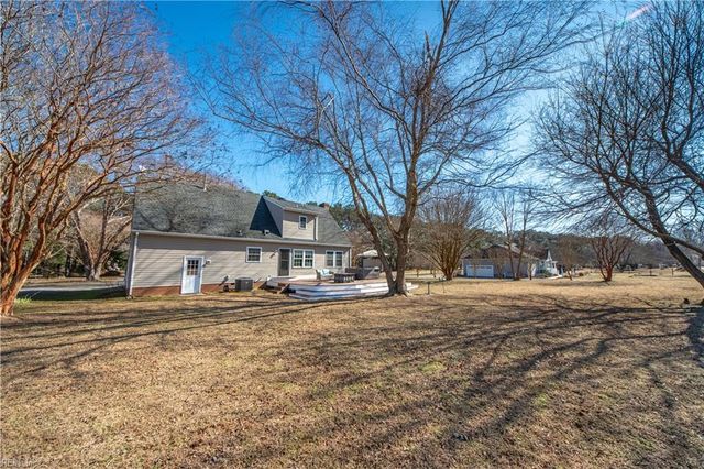 230 Chick Cove DR, Hardyville, VA 23070