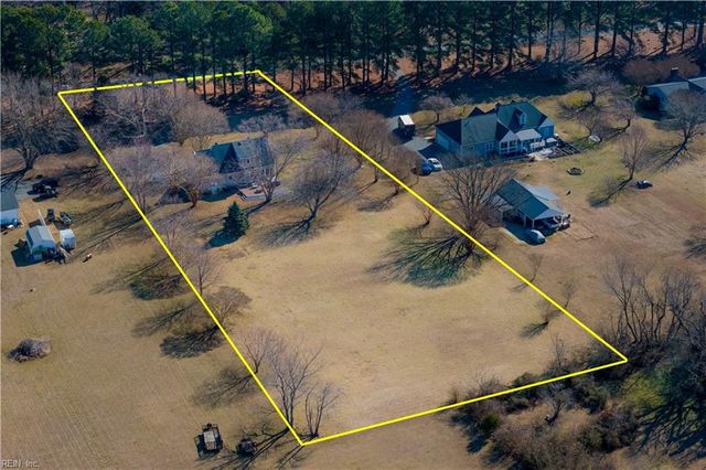 230 Chick Cove DR, Hardyville, VA 23070