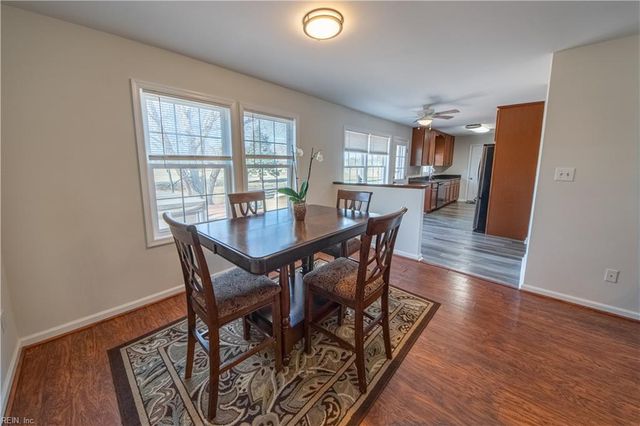 230 Chick Cove DR, Hardyville, VA 23070