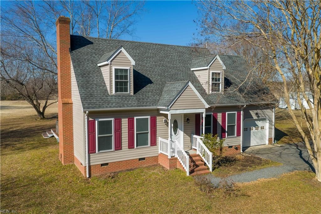 230 Chick Cove DR, Hardyville, VA 23070