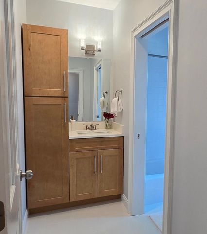 36 Mystic St, Medford, MA 02155