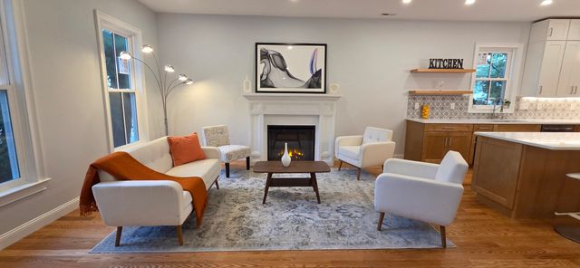 36 Mystic St, Medford, MA 02155