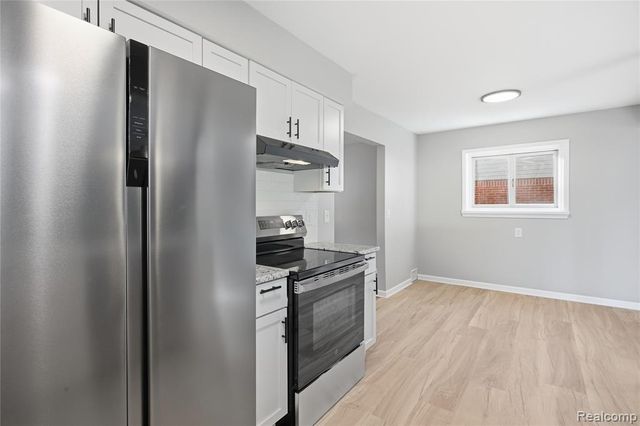 22104 Bernard Street, Taylor, MI 48180