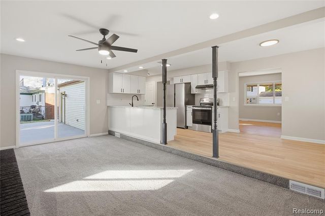 22104 Bernard Street, Taylor, MI 48180