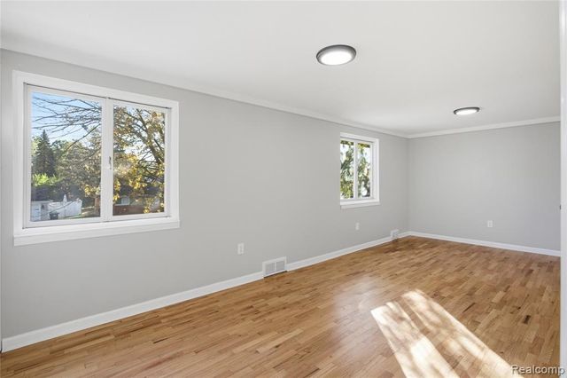 22104 Bernard Street, Taylor, MI 48180