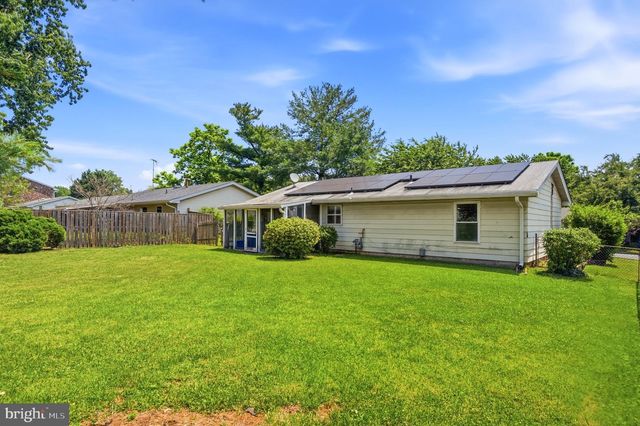 813 N ARGONNE AVE, Sterling, VA 20164