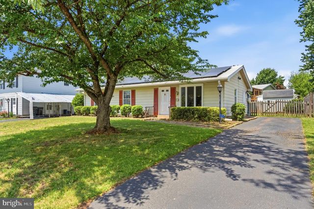 813 N ARGONNE AVE, Sterling, VA 20164