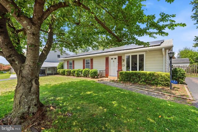 813 N ARGONNE AVE, Sterling, VA 20164