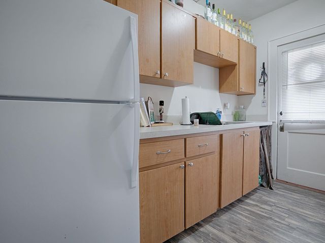 426 E CITRUS AVENUE, Eustis, FL 32726