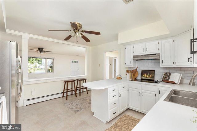 110 GRINDSTONE DR, Winchester, VA 22602