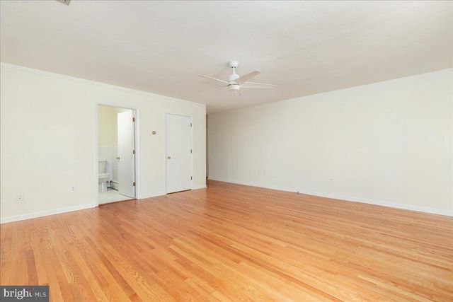 110 GRINDSTONE DR, Winchester, VA 22602