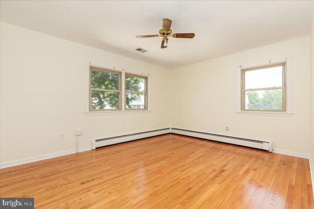 110 GRINDSTONE DR, Winchester, VA 22602