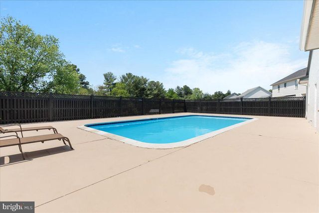 110 GRINDSTONE DR, Winchester, VA 22602