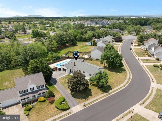 110 GRINDSTONE DR, Winchester, VA 22602