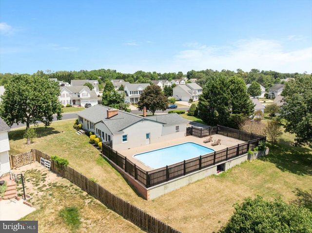 110 GRINDSTONE DR, Winchester, VA 22602