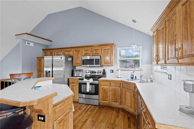 1113 Kent Drive, Belton, MO 64012