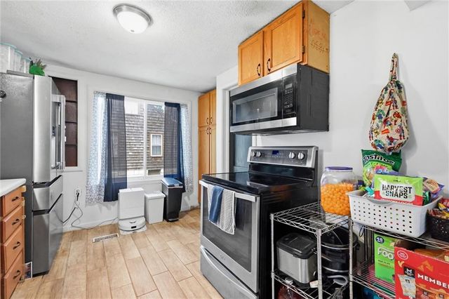 3009 N 52nd Street, Kansas City, KS 66104