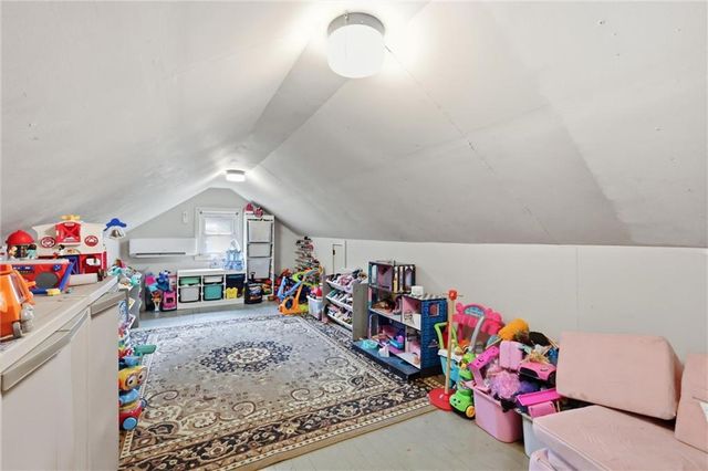 3009 N 52nd Street, Kansas City, KS 66104