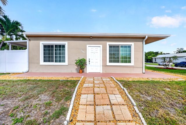 6901 S Congress Avenue, Lake Worth, FL 33462