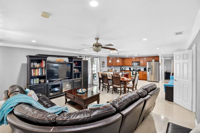 6901 S Congress Avenue, Lake Worth, FL 33462