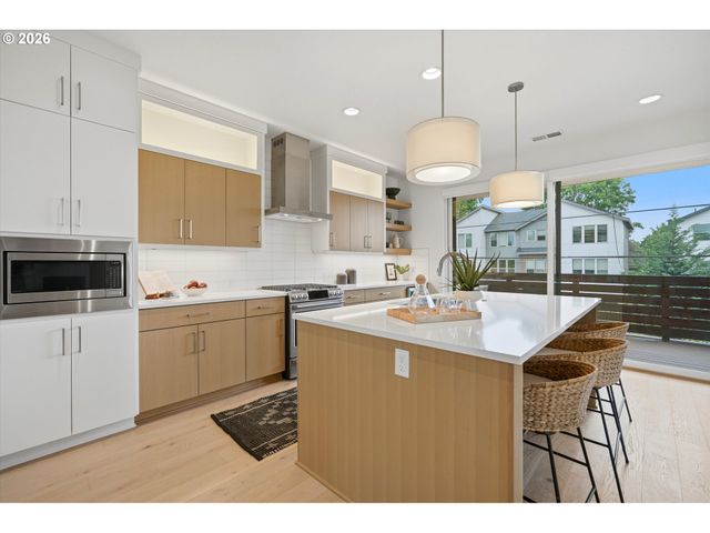 1741 Se BROOKLYN St, Portland, OR 97202