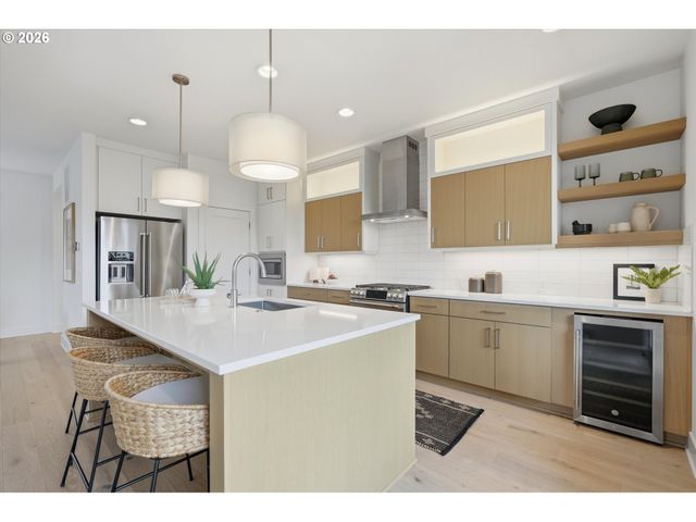 1741 Se BROOKLYN St, Portland, OR 97202