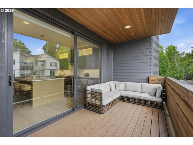 1741 Se BROOKLYN St, Portland, OR 97202