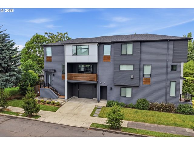 1741 Se BROOKLYN St, Portland, OR 97202