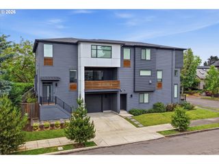 1741 Se BROOKLYN St, Portland, OR 97202