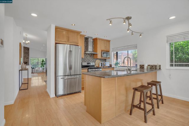 110 Dogwood Ln, Vallejo, CA 94591